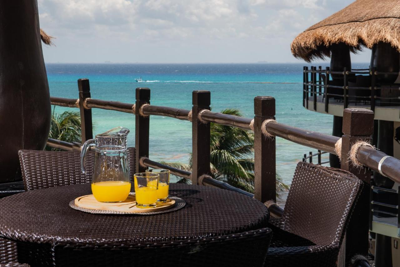 El Taj Oceanfront And Beachside Condo Hotel Плая-дель-Кармен Экстерьер фото