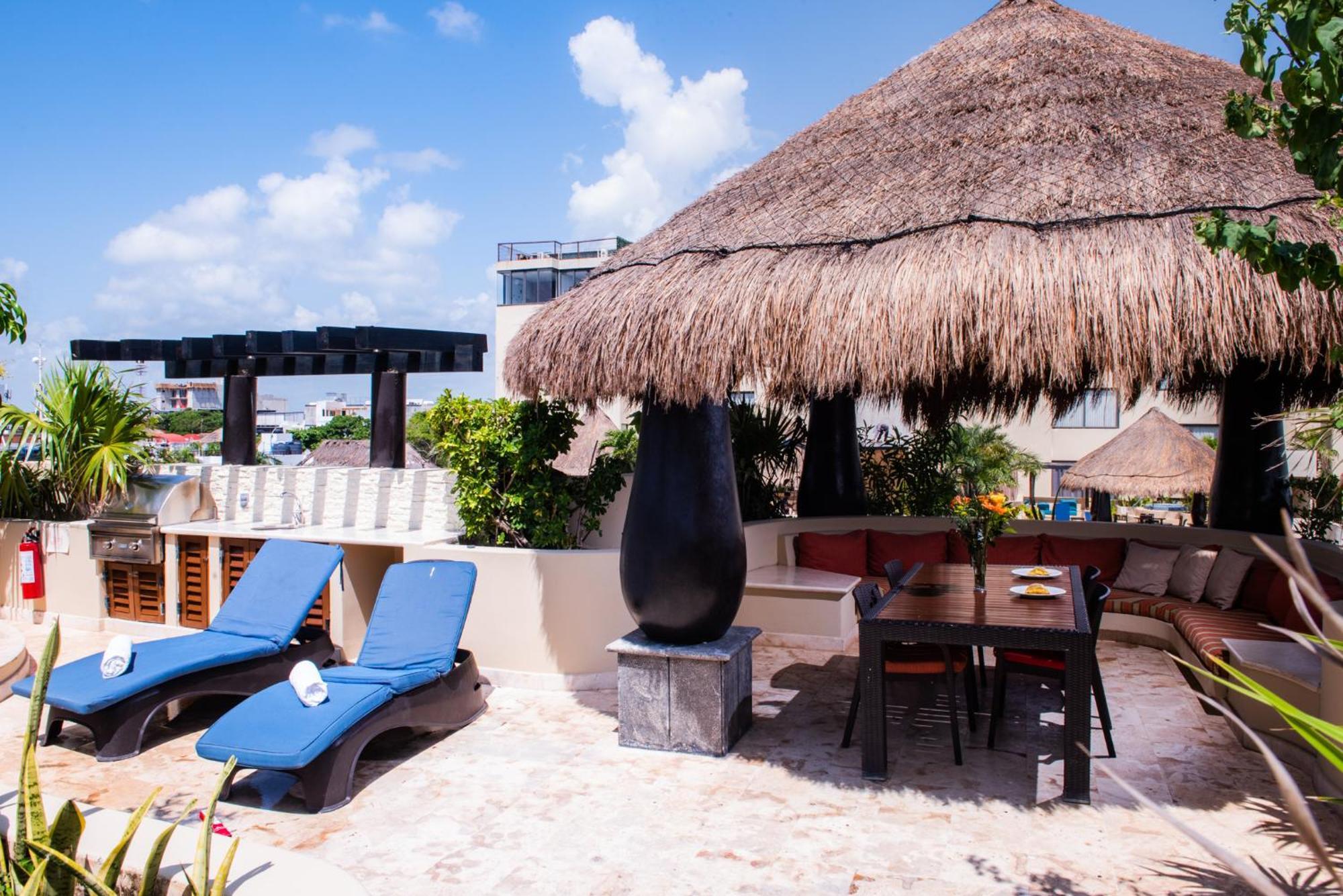 El Taj Oceanfront And Beachside Condo Hotel Плая-дель-Кармен Экстерьер фото